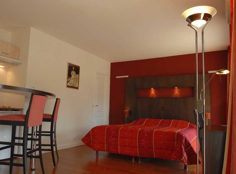 Hotel La Scala Pithiviers Ngoại thất bức ảnh