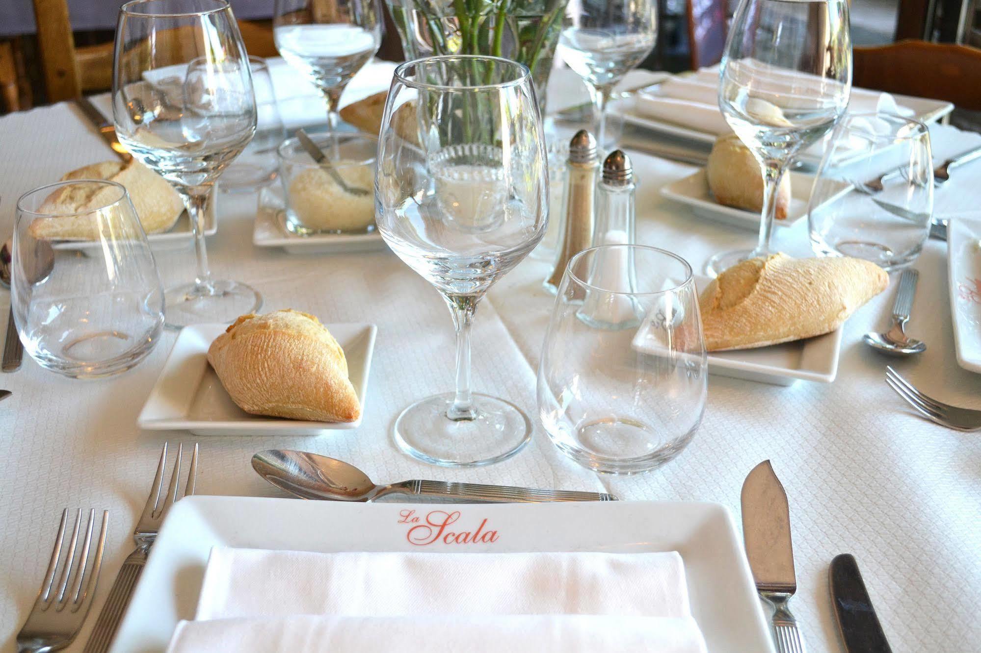 Hotel La Scala Pithiviers Ngoại thất bức ảnh