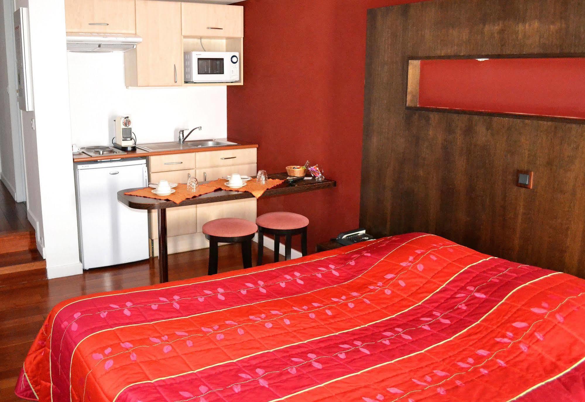 Hotel La Scala Pithiviers Ngoại thất bức ảnh