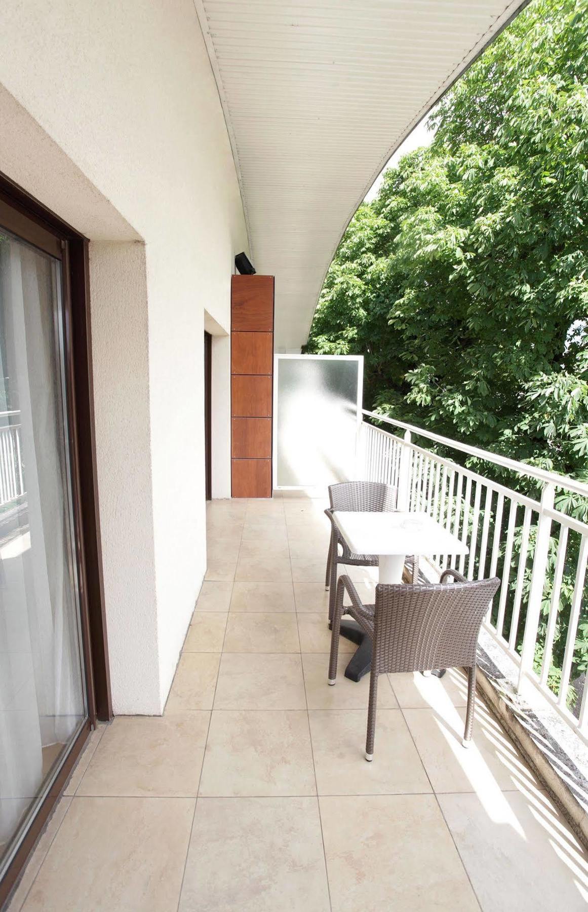 Hotel La Scala Pithiviers Ngoại thất bức ảnh