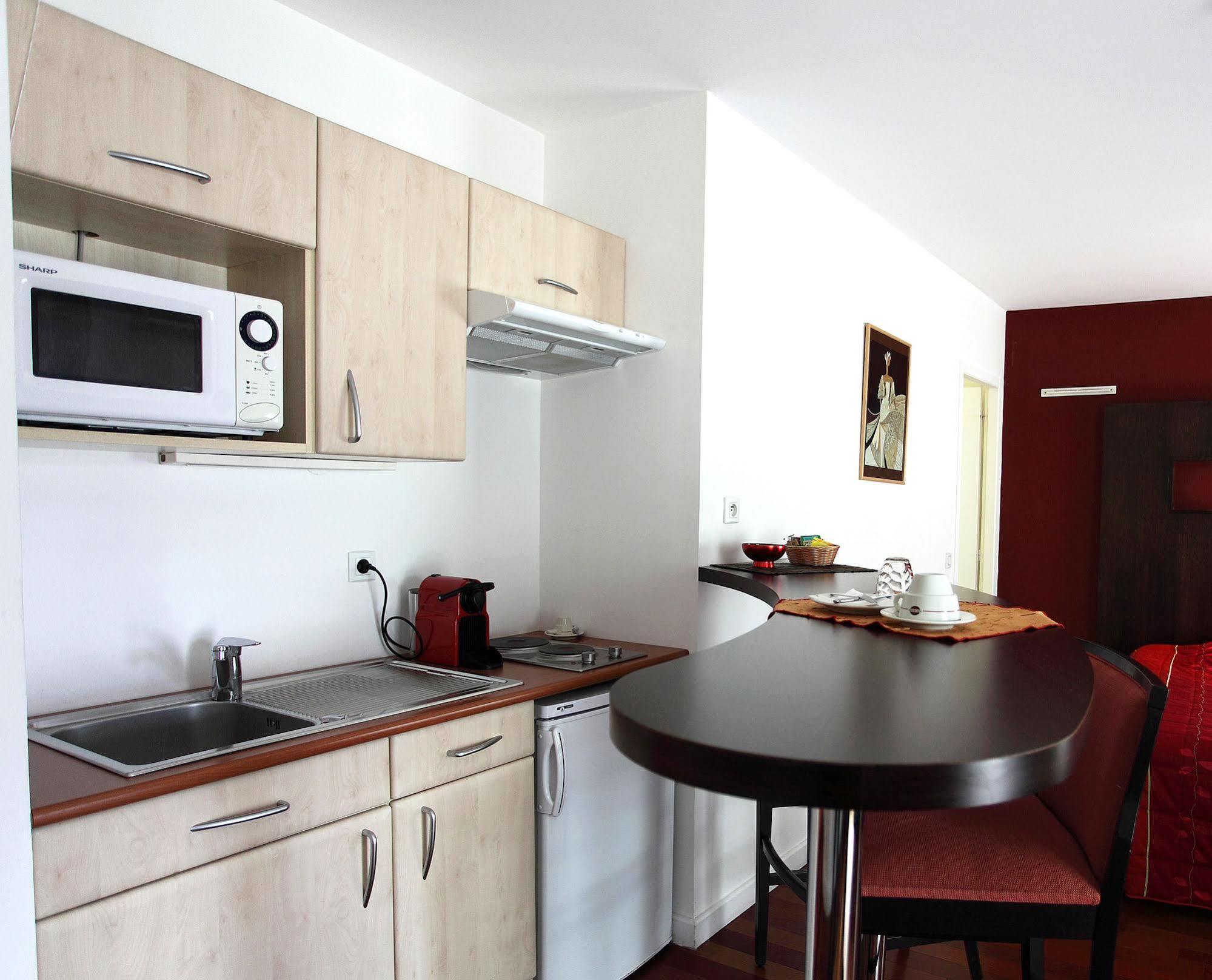 Hotel La Scala Pithiviers Ngoại thất bức ảnh